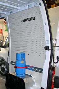 03 rivestimenti carrozzeria furgone pannelli forati copripassaruota per furgoni Trentino