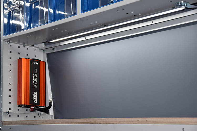 06 Inverter per furgone a bordo di Daily Syncro Trentino